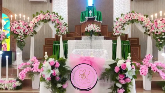 dekorasi pemberkatan pernikahan di gereja